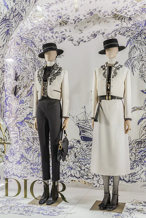 imagen 9 de Así de espectaculares lucen las boutiques Dior en Navidad.