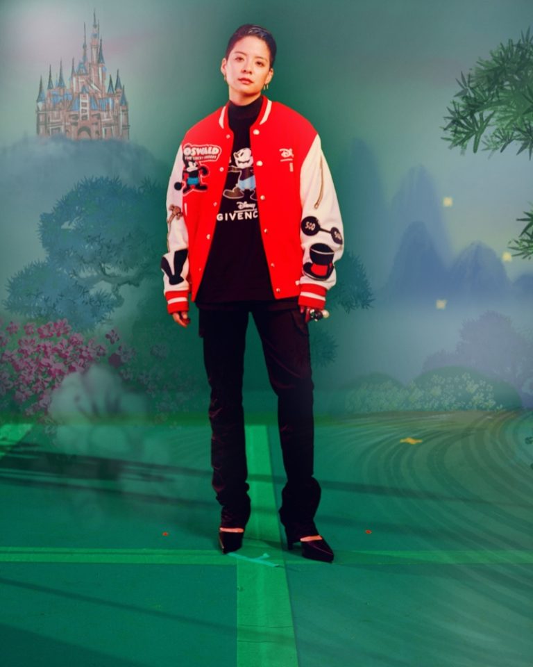 imagen 3 de Disney x Givenchy Lunar New Year: el mundo mágico de Givenchy y Disney.