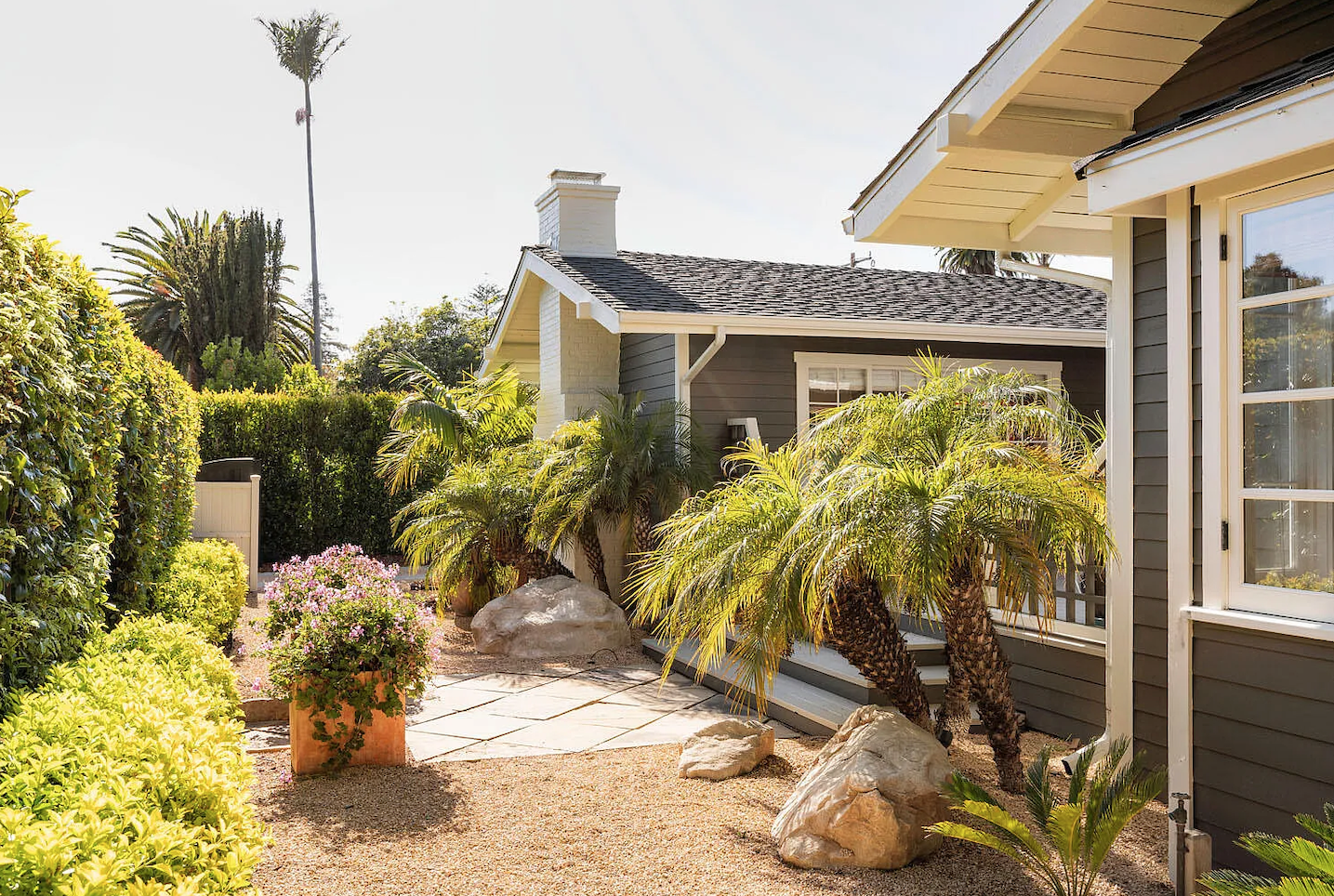 imagen 9 de Ellen Degeneres y Portia de Rossi venden su casa en Montecito.