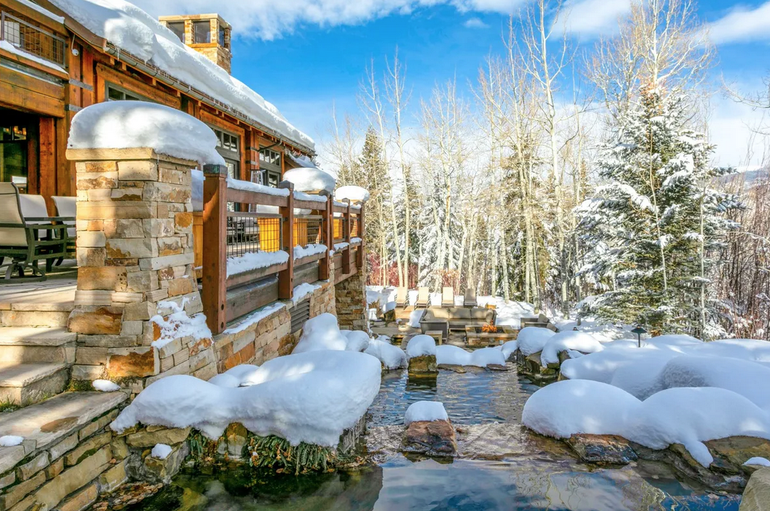 imagen 7 de Daybreak Ridge: la casa con la que sueñan los amantes de la nieve cuesta 22 millones de dólares.