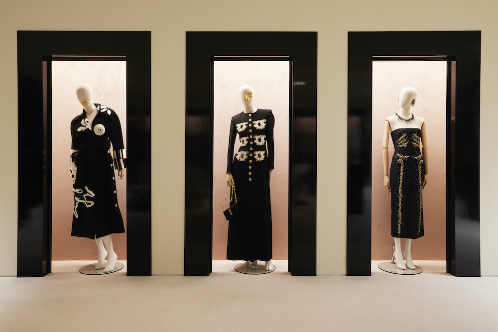 imagen 4 de Schiaparelli estrena boutique en Harrods.