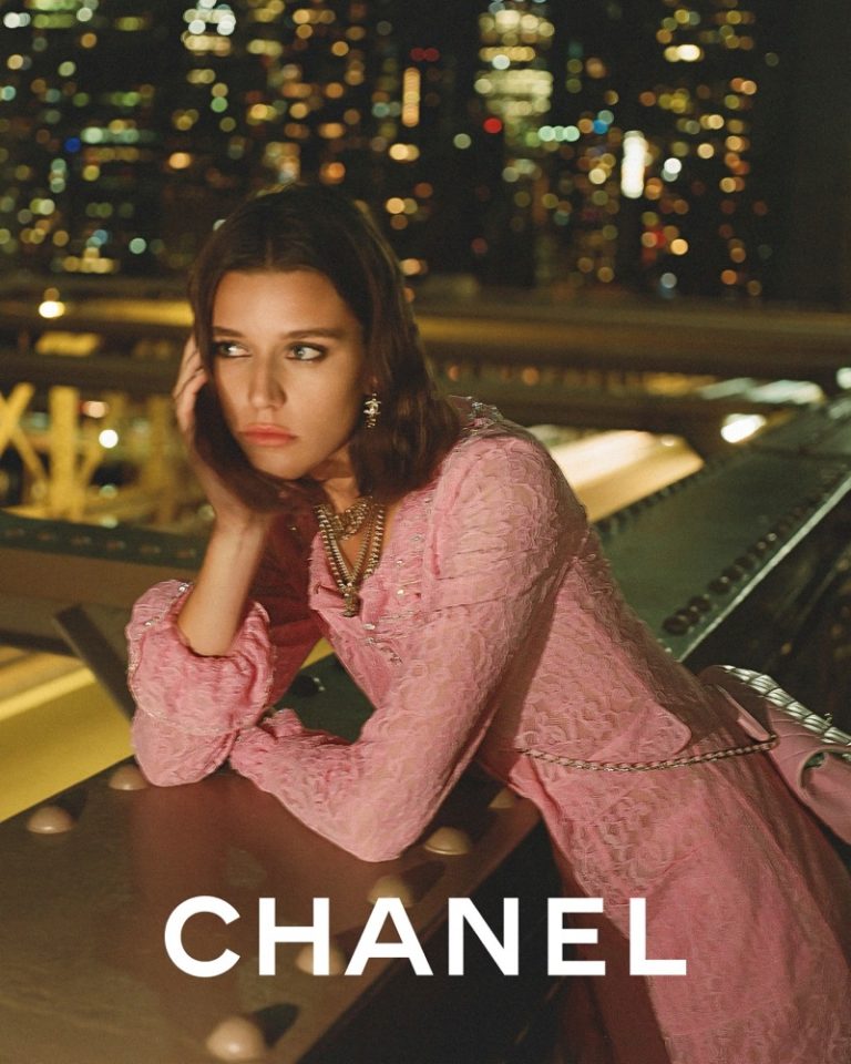 imagen 3 de Vivienne Rohner viste la primavera de Chanel.
