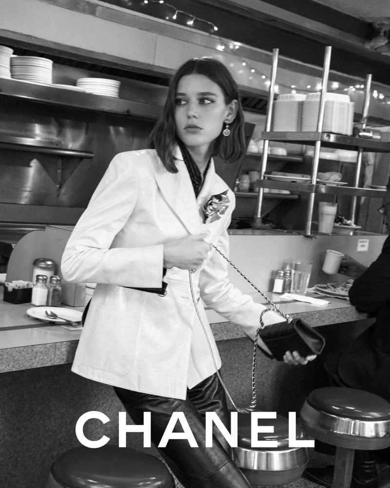 imagen 9 de Vivienne Rohner viste la primavera de Chanel.