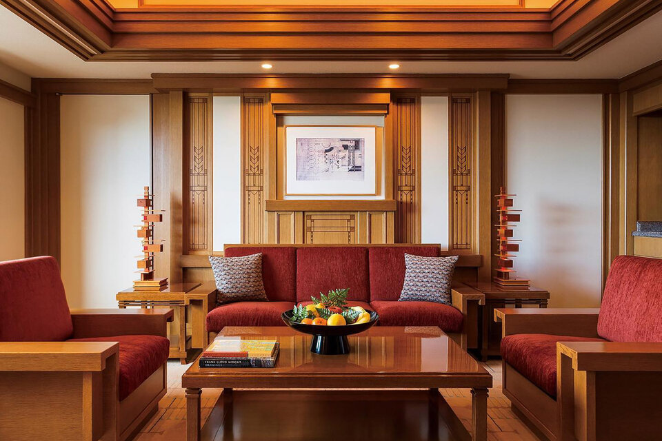 imagen 1 de Frank Lloyd Wright Suite, una habitación de hotel en honor al arquitecto americano en Tokio.