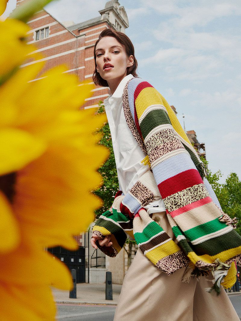 imagen 3 de Living in the Weekend: así de colorista es la primavera de Max Mara.