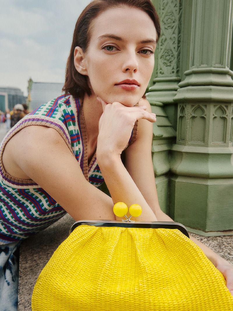 imagen 6 de Living in the Weekend: así de colorista es la primavera de Max Mara.