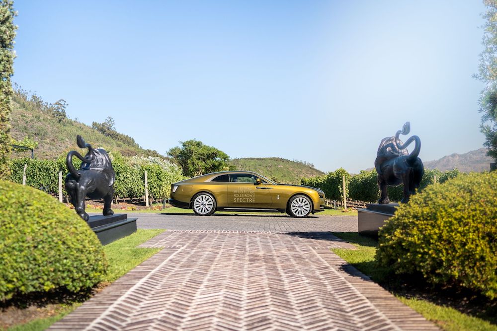 imagen 6 de Spectre, el super coupé eléctrico de Rolls-Royce, está de pruebas en Sudáfrica.