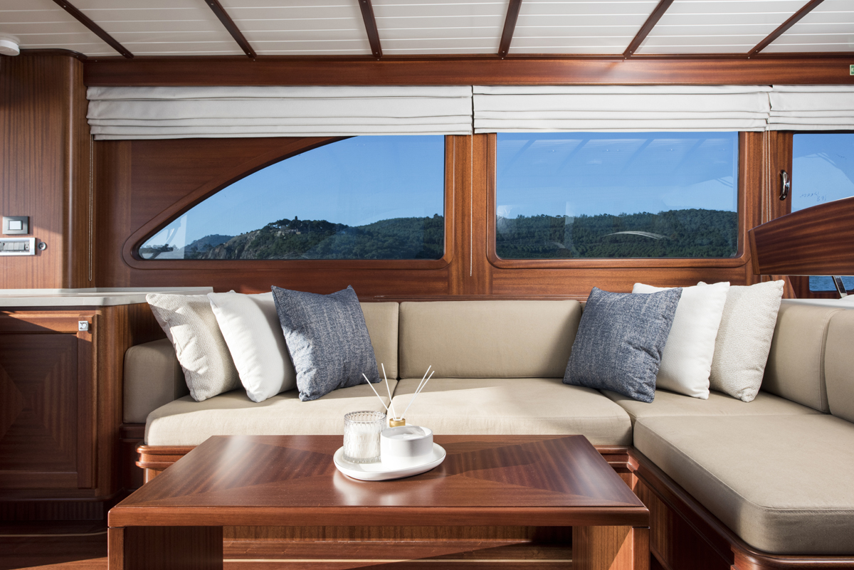 imagen 9 de Vicem Yachts presenta su nuevo 65 Classic Flybridge.