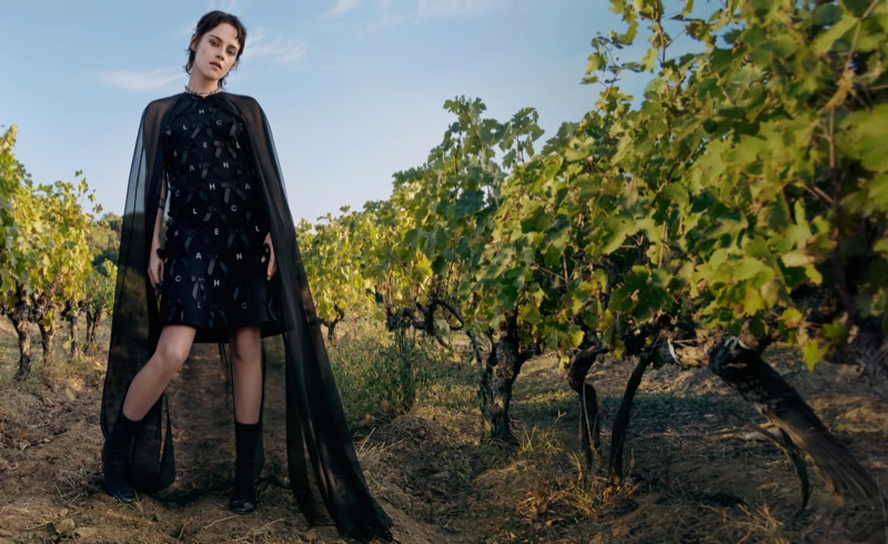 imagen 1 de Kristen Stewart protagoniza la campaña de primavera, verano y Chanel.