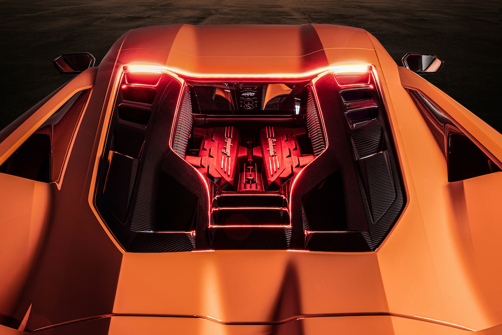 imagen 8 de Revuelto: el primer hiperdeportivo híbrido de Lamborghini.