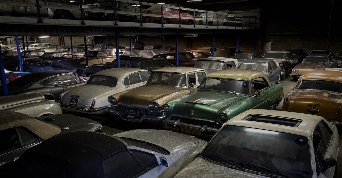 imagen 3 de Palmen Barn: sale a subasta una sorprendente colección de coches.