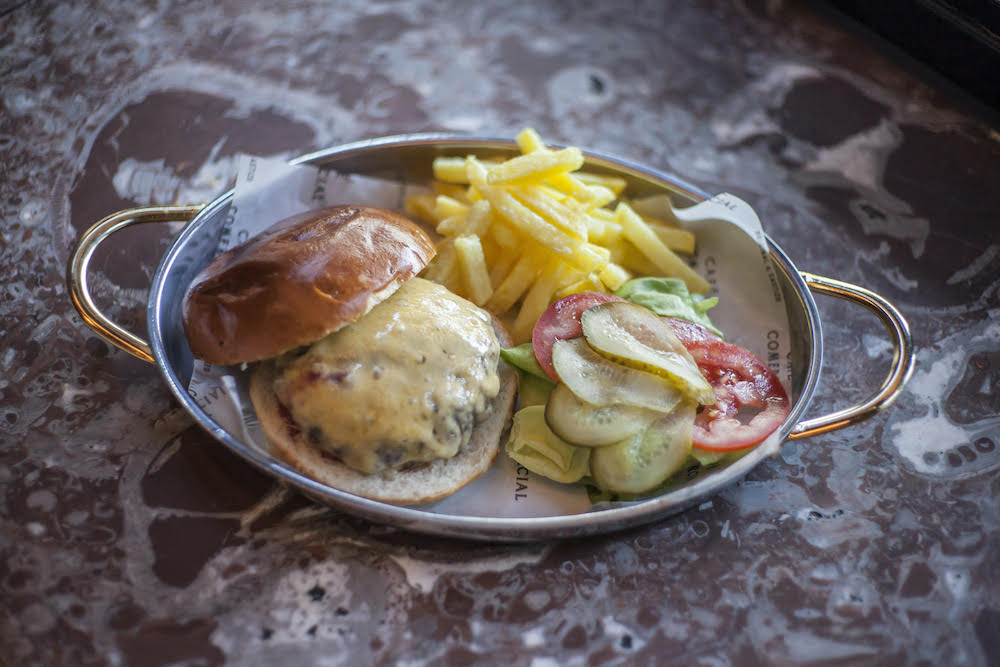imagen 1 de 30 burgers para celebrar el Día Internacional de la Hamburguesa en Madrid.
