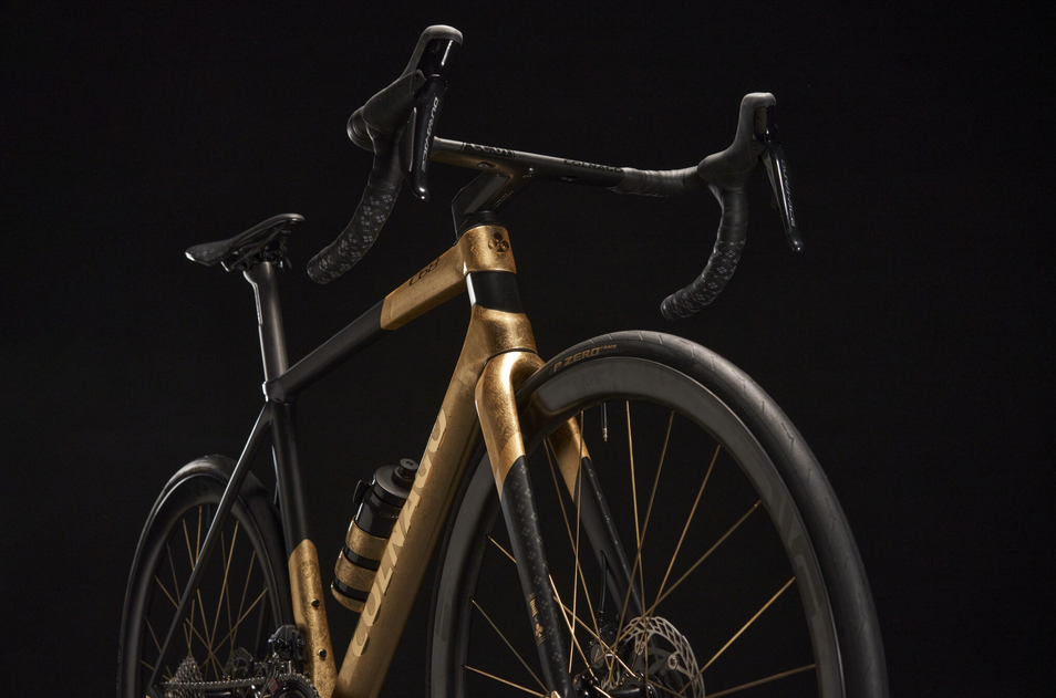 imagen 8 de Colnago Gioiello Numero 1, la espectacular bicicleta homenaje al 106 aniversario del Giro de Italia.