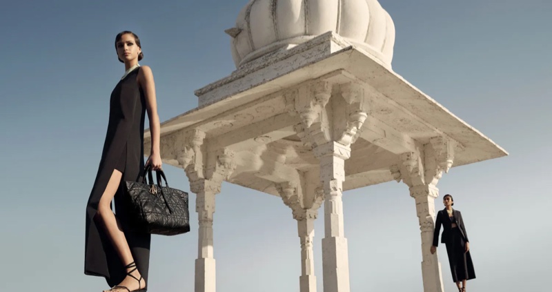 imagen 6 de El otoño de Dior se inspira en los ricos textiles de la India.