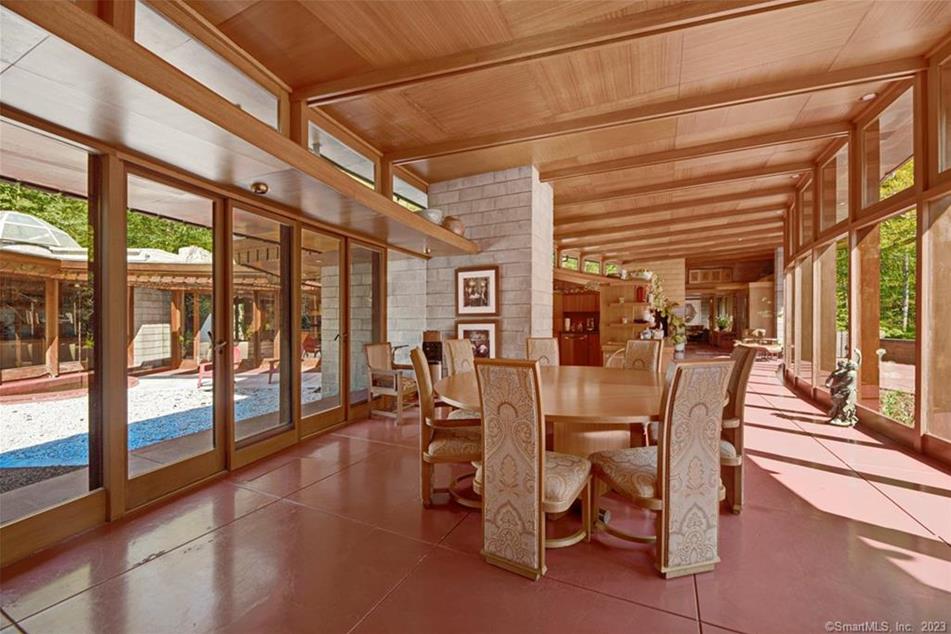 imagen 14 de Se vende Casa Tirranna, diseñada por Frank Lloyd Wright.