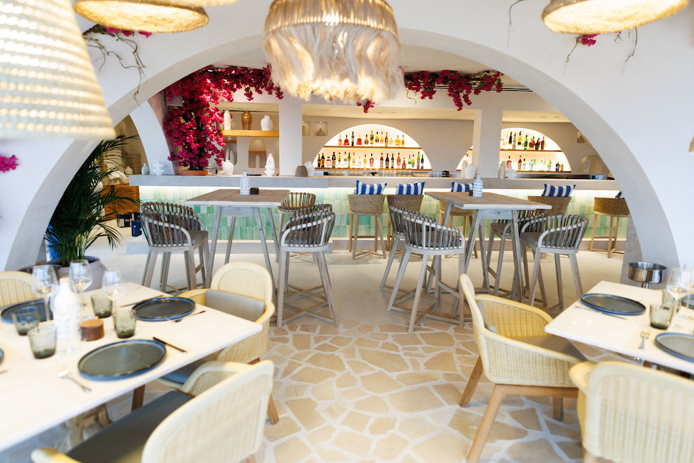 imagen 10 de Ammos Greek Restaurant & Beach: cocina griega en Ibiza.