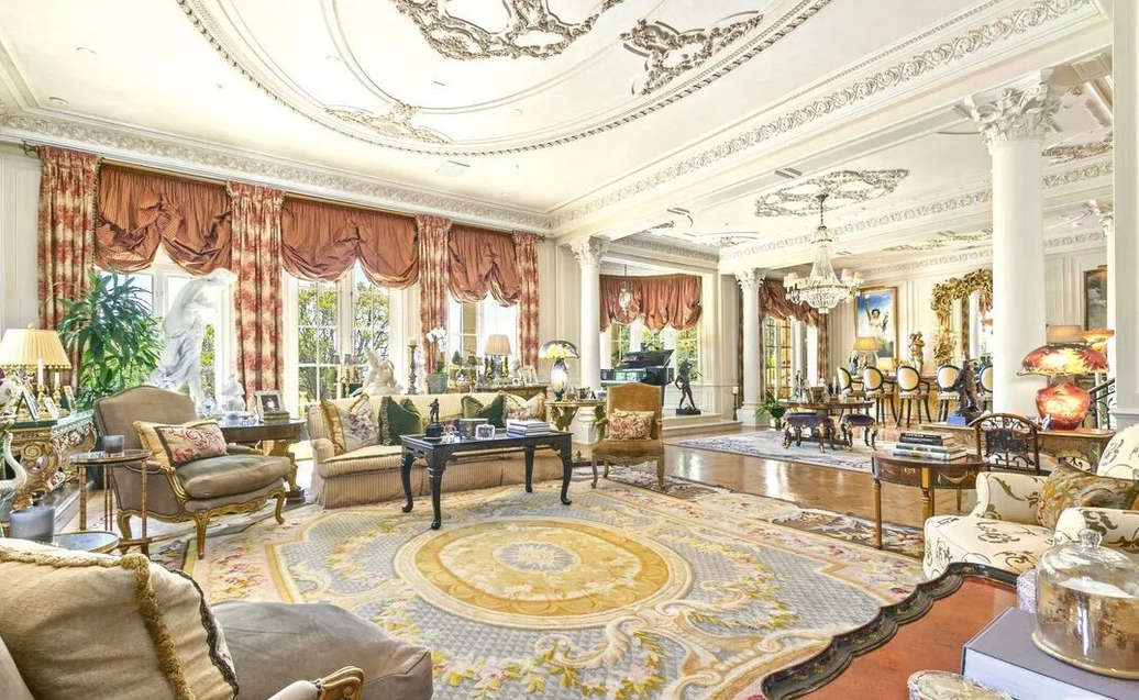 imagen 11 de Rod Stewart vende su espectacular mansión en Beverly Hills.