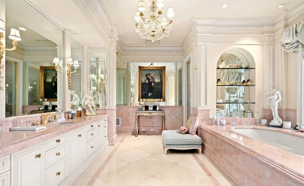 imagen 19 de Rod Stewart vende su espectacular mansión en Beverly Hills.