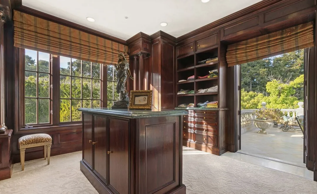imagen 21 de Rod Stewart vende su espectacular mansión en Beverly Hills.