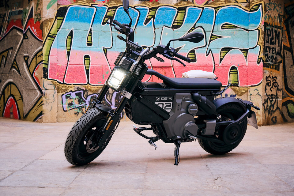 imagen 3 de BMW CE 02 Electric Motorbike, la motocicleta del verano.