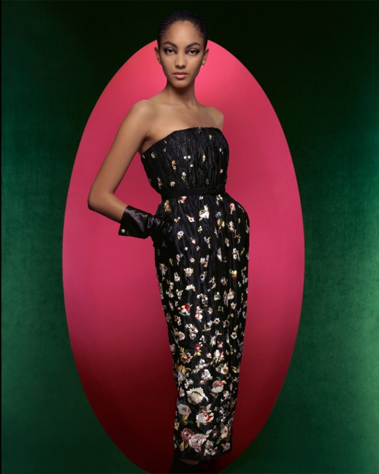 imagen 2 de Otoño y Dior: vuelven los glamurosos años 50.