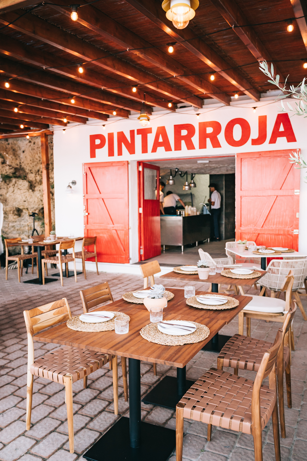 imagen 6 de Pintarroja, un nuevo restaurante menorquín.