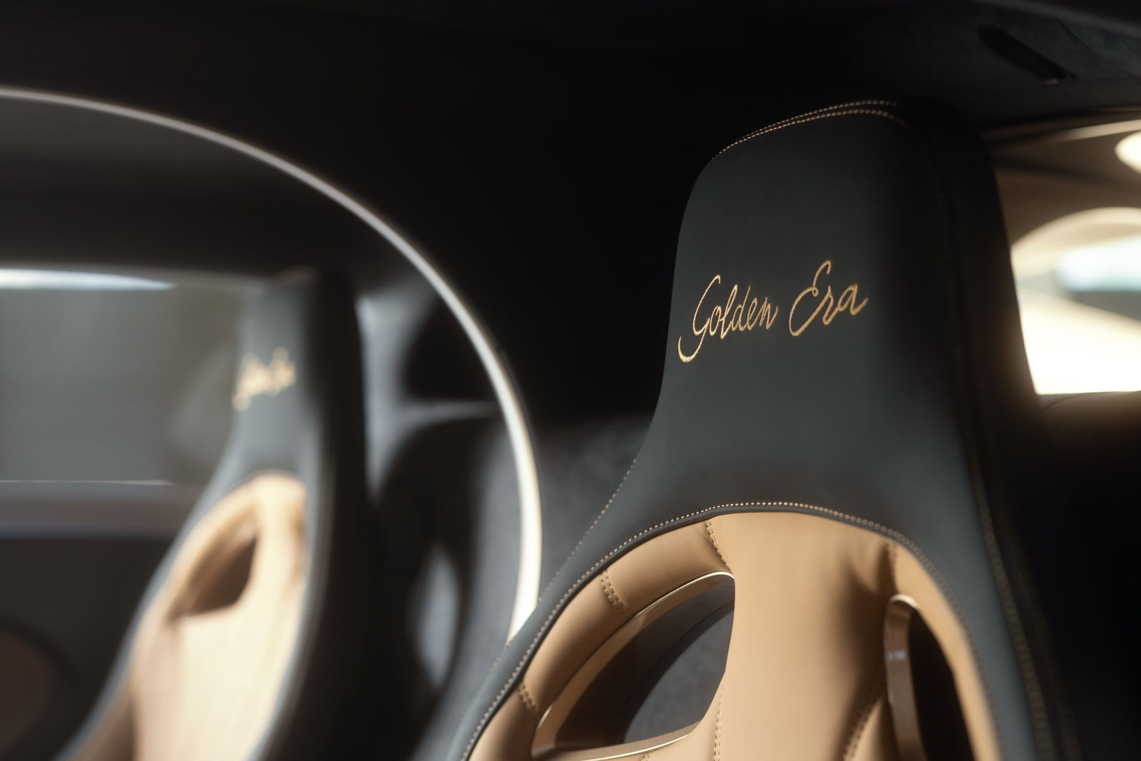 imagen 9 de Bugatti Chiron Supersport ‘Golden era’, el colmo del lujo.