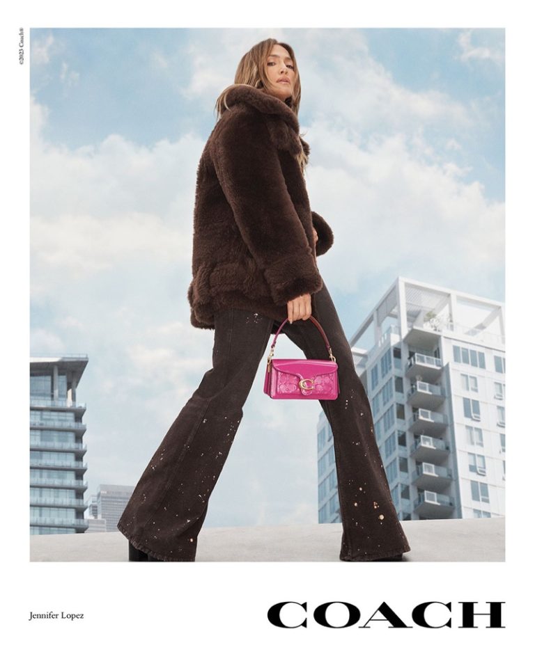 imagen 5 de Jennifer López, el cielo de Nueva York y los mini bolsos de Coach.