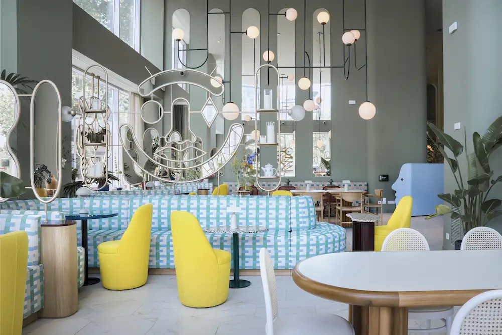 imagen 3 de La Santa María Gastrobar, un restaurante diseñado por Jaime Hayon.