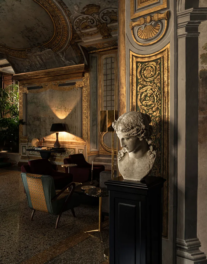 imagen 2 de Palazzo Vilon: dormir en Roma como un miembro de la familia Borghese.