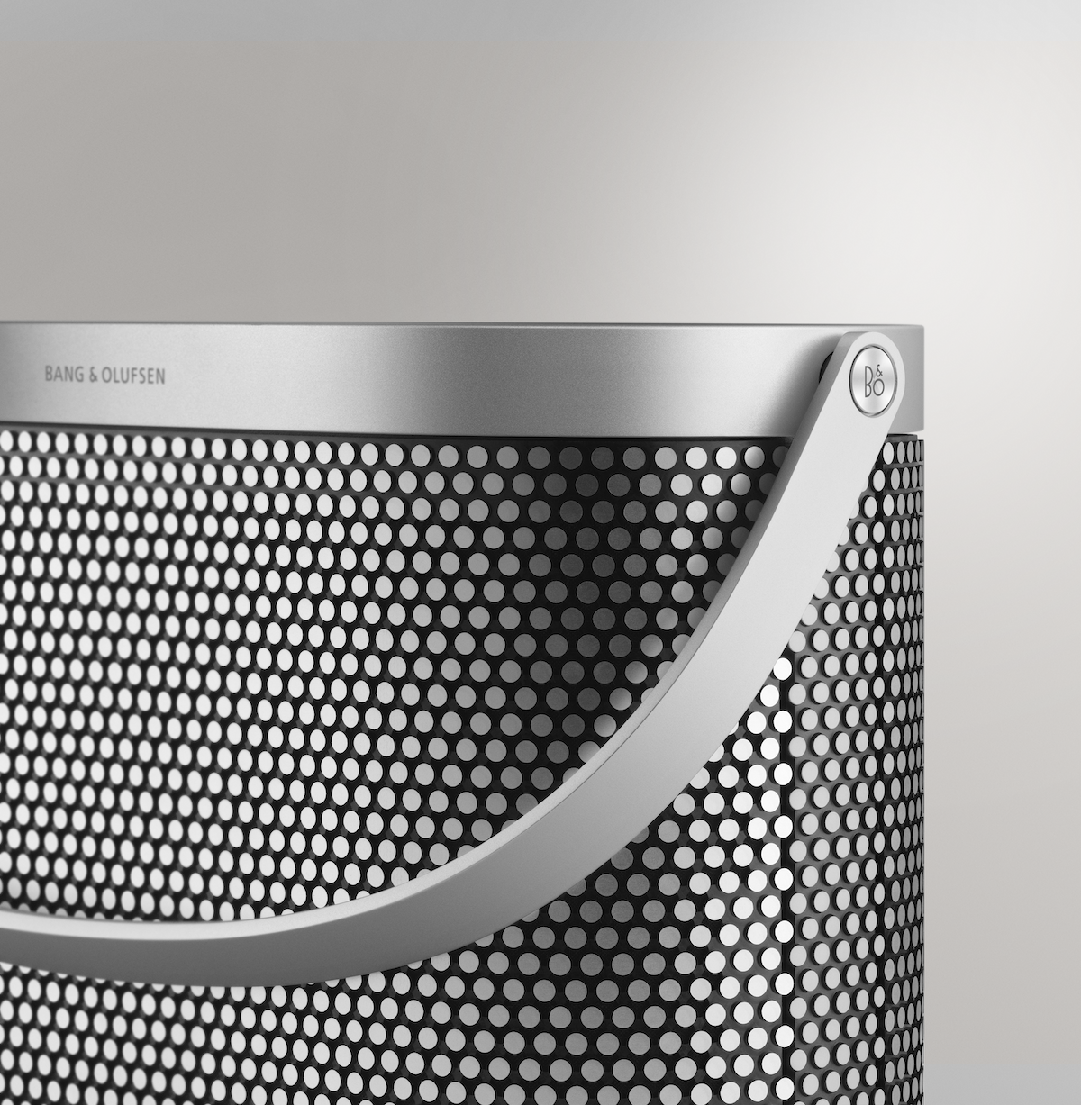 imagen 2 de Beosound A5 Spaced Aluminium, la joya de aluminio de Bang & Olufsen.