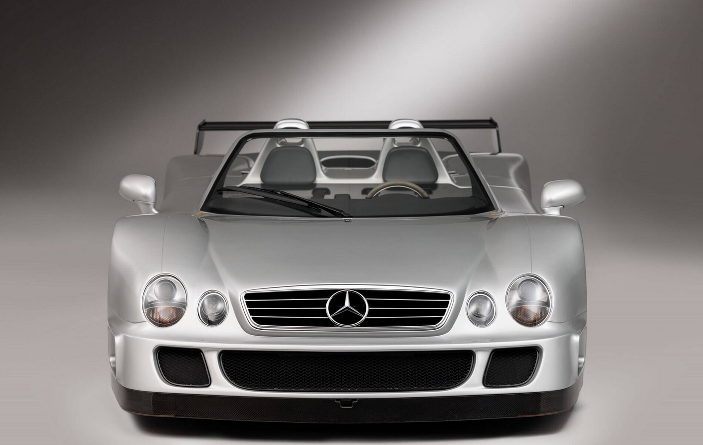 imagen 4 de 2002 Mercedes-Benz CLK GTR Roadster: a subasta un Mercedes como un Ferrari (o algo así).