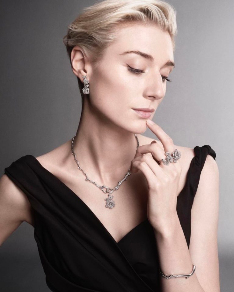 imagen 3 de Elizabeth Debicki es la joya de La Rose Dior 2023.