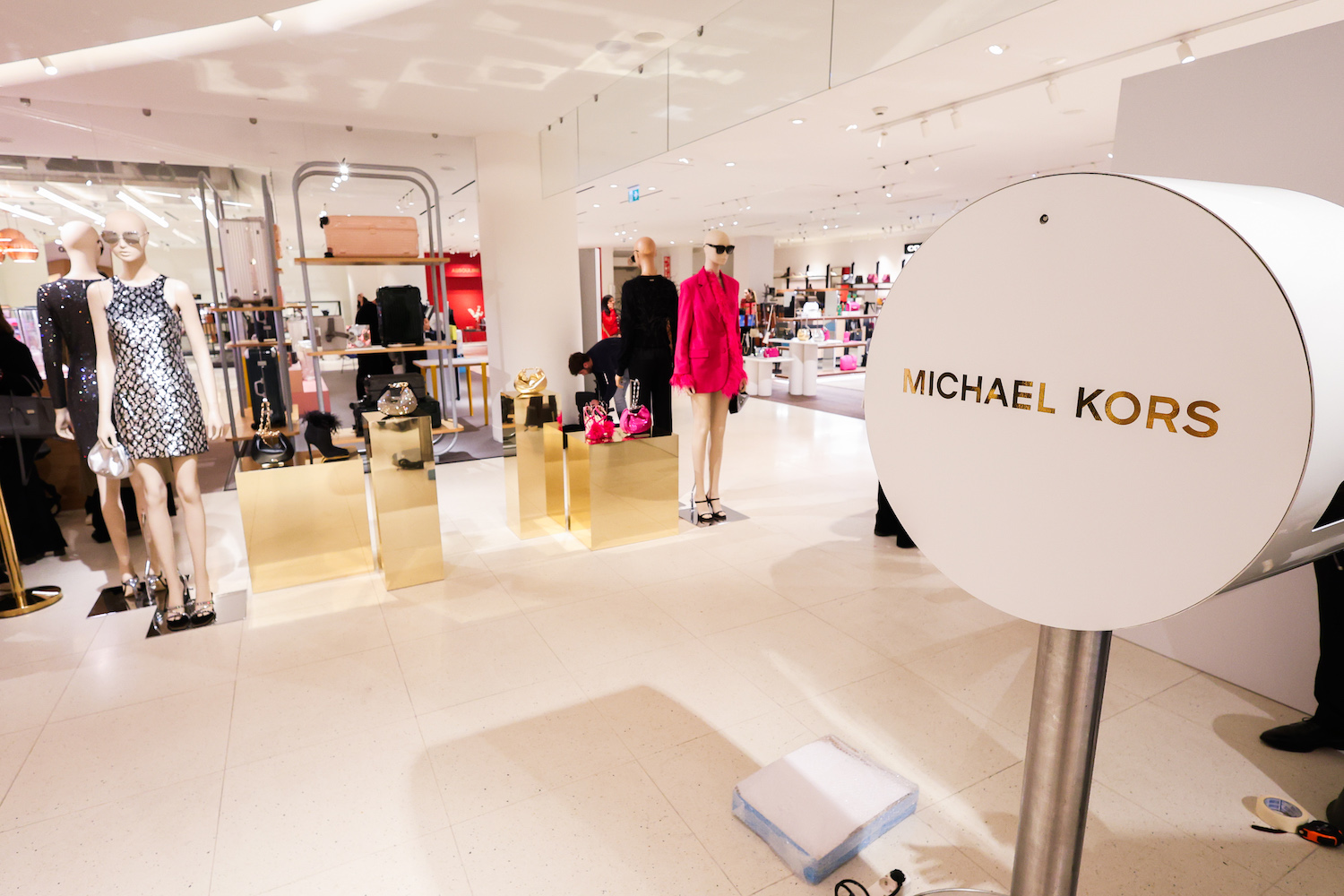 imagen 7 de Michael Kors estrena tienda en Madrid.