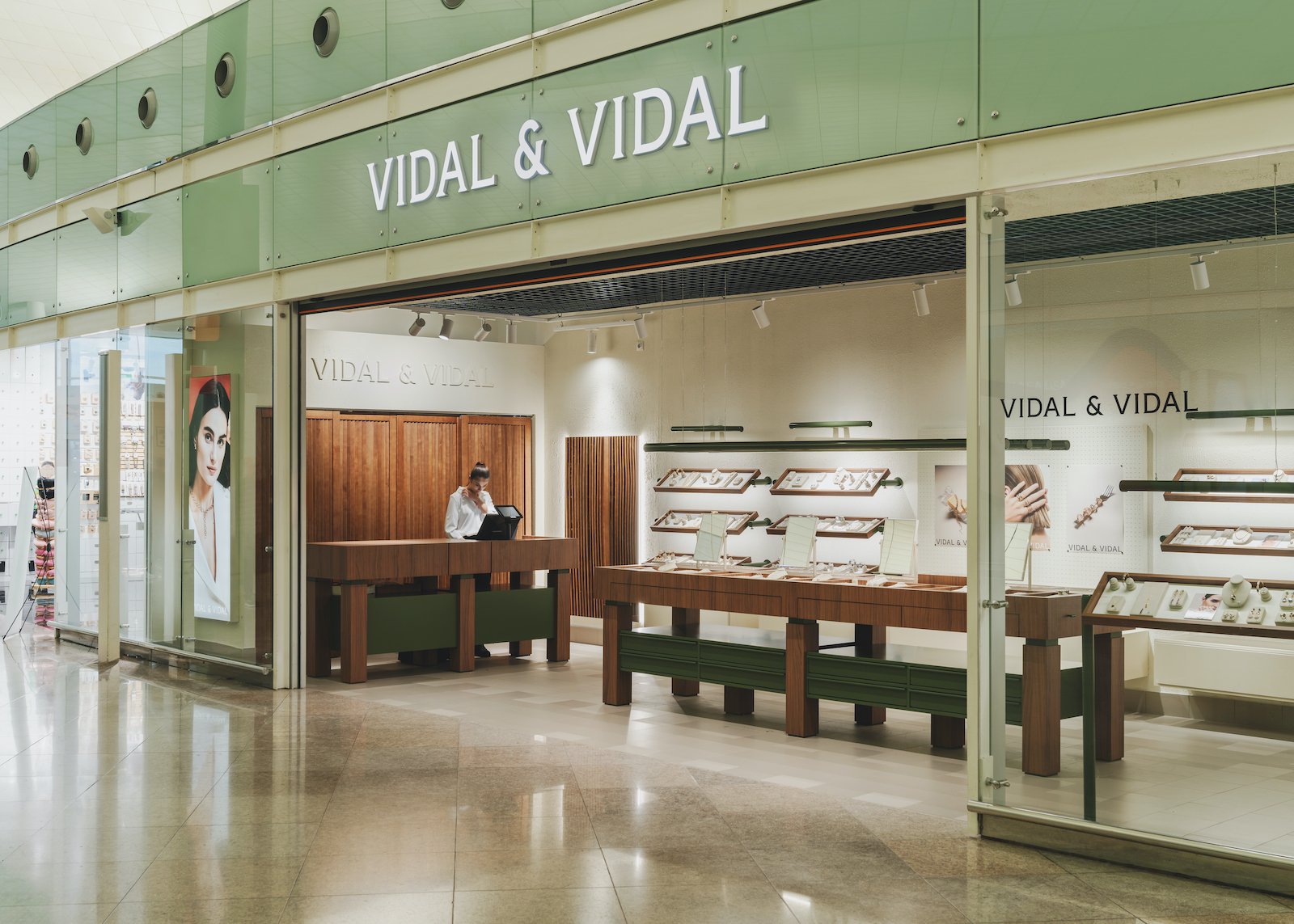 imagen 7 de Vidal & Vidal estrena boutique en Barcelona.