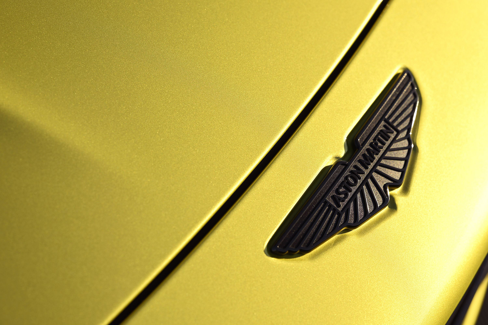 imagen 19 de Así es el nuevo Vantage de Aston Martin.