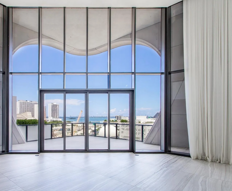 imagen 3 de Marc Anthony vende su lujoso apartamento en Miami.