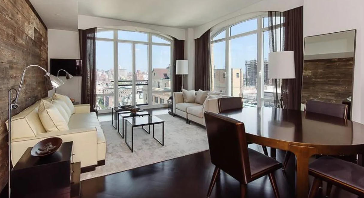 imagen 1 de Hilary Swank vende su elegante apartamento en Nueva York.