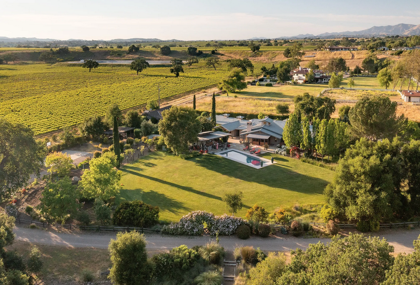 imagen 1 de Se vende la que fuera la casa (y el rancho) de Olivia Newton John.