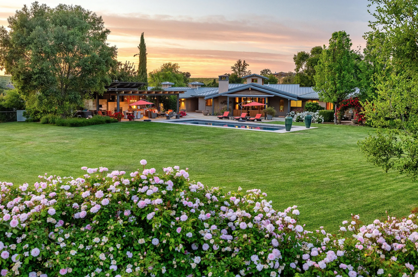 imagen 3 de Se vende la que fuera la casa (y el rancho) de Olivia Newton John.