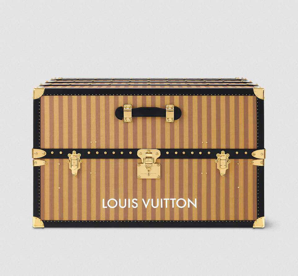 imagen 3 de Louis Vuitton renueva sus baúles cama.