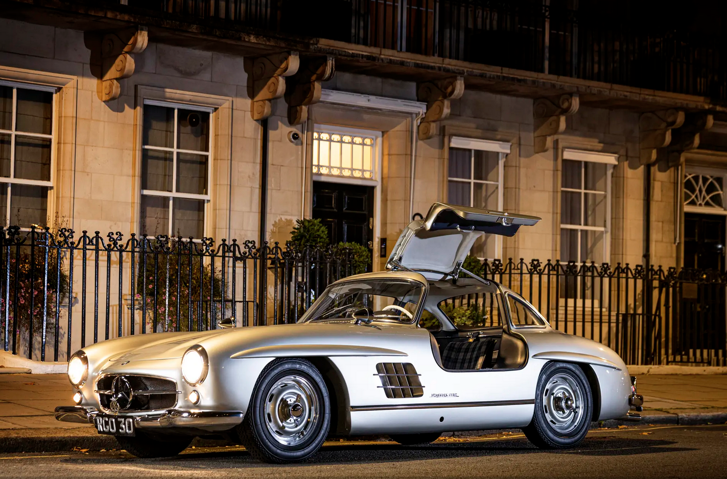 imagen 6 de El próximo 2 de noviembre se subasta un Mercedes-Benz 300 SL Gullwing de 1954.