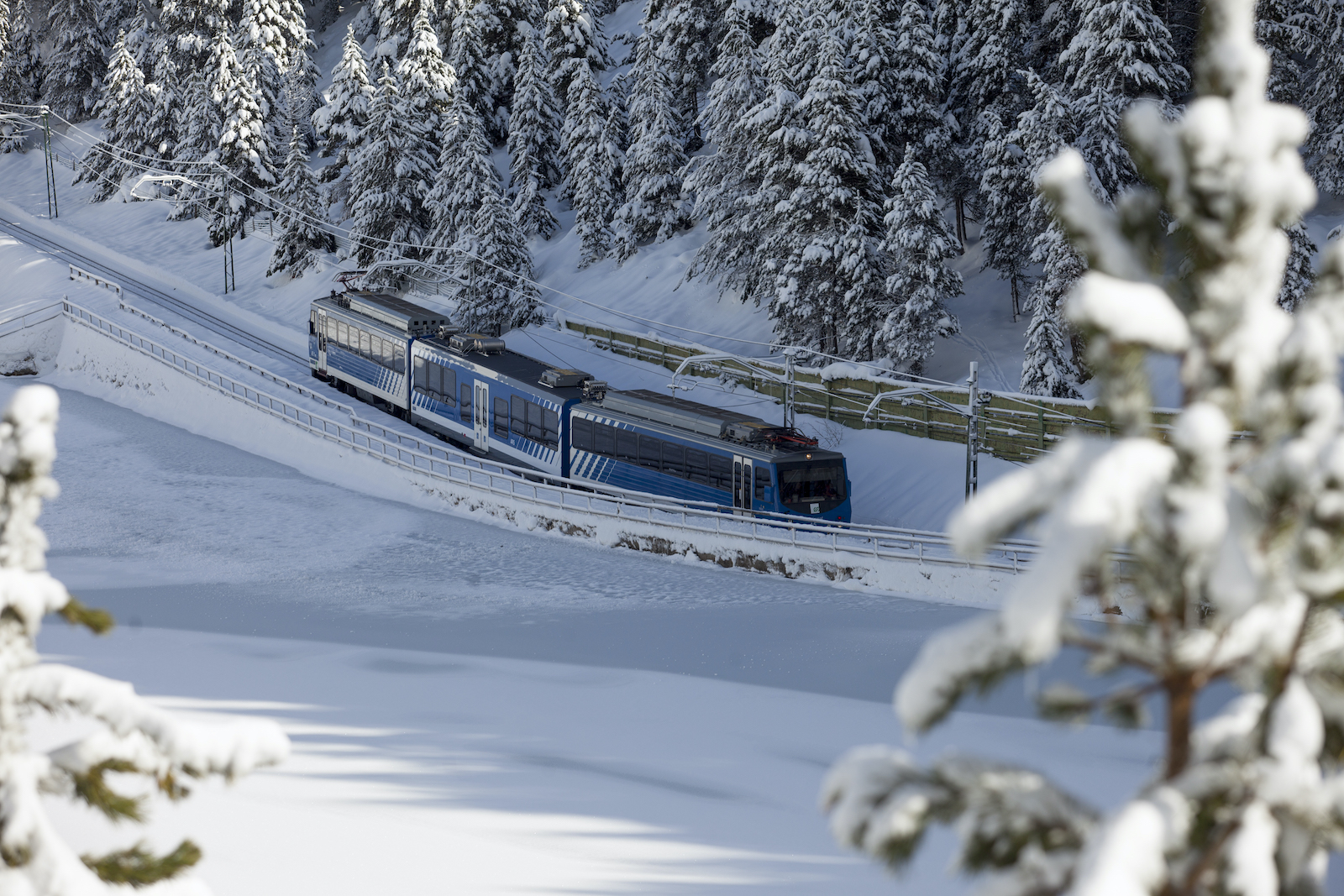 imagen 1 de Hotel Vall de Núria, un plan de lujo y escándalo para la última noche del año.