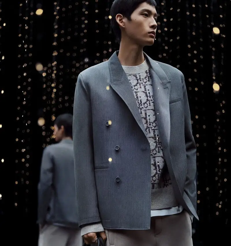 imagen 4 de Los hombres Dior también brillan en Navidad.