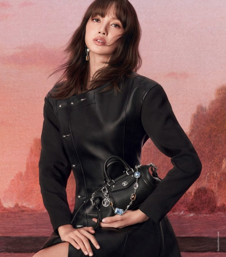 imagen 3 de Así es la primavera que viste Louis Vuitton.