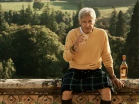 Glenmorangie y Harrison Ford: con faldas y a lo loco.