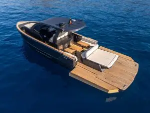 Imagen de Maxim Yachts se presenta en Dubái.