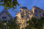 San Valentín con vistas a la Casa Batlló.