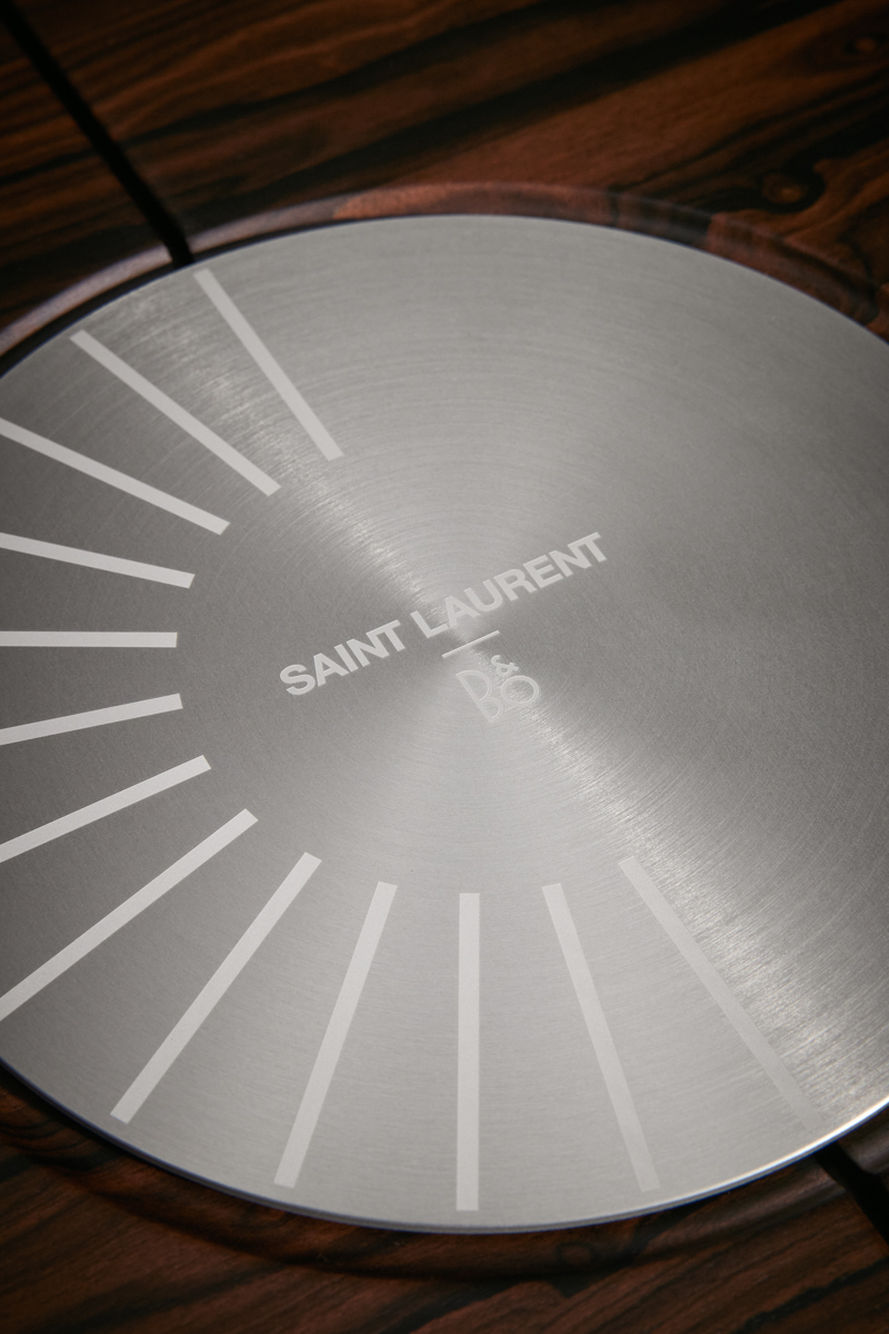 imagen 8 de Bang & Olufsen by Saint Laurent, el tocadiscos que nos faltaba.