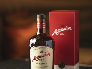 7 cócteles para regar el sábado noche con Ron Matusalem.